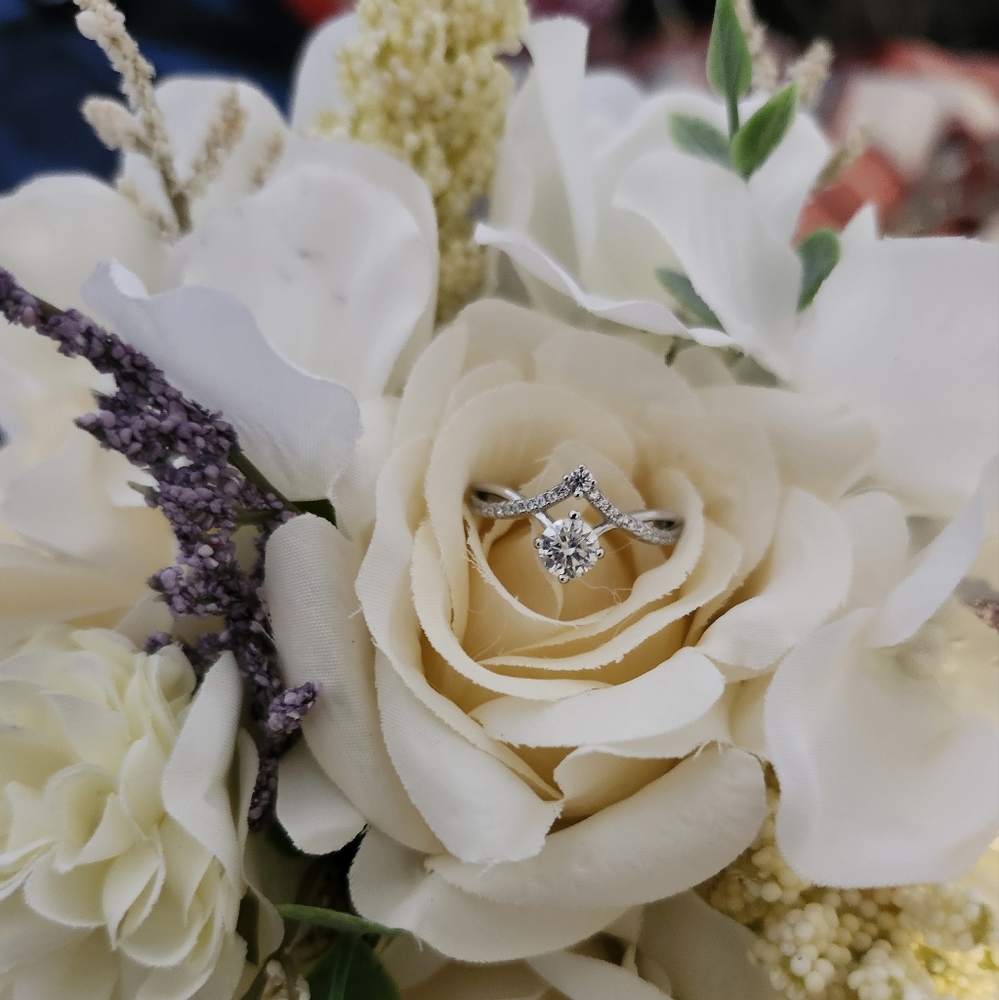 GRA Certified 0.5 CTW Moissanite Diamond Ring in size US 6